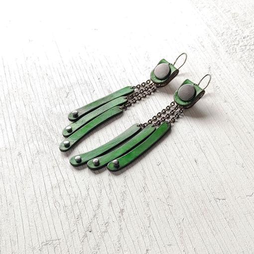 Green leather and chain tassel earrings.